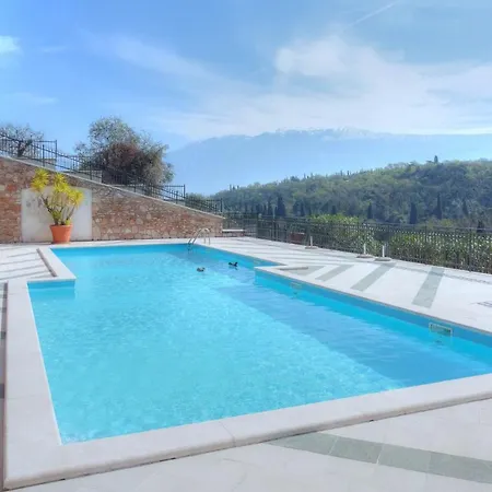 Apartment Albatros Toscolano Maderno